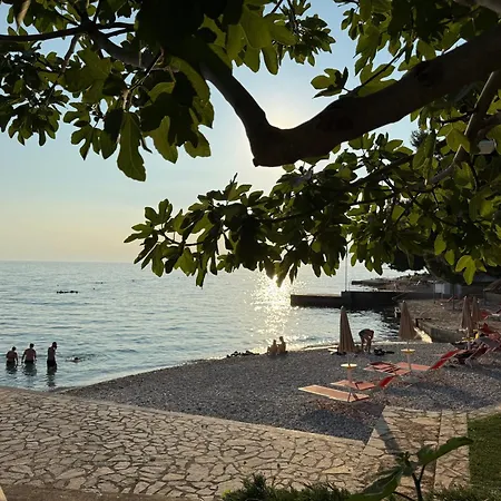 Veronica Διαμέρισμα